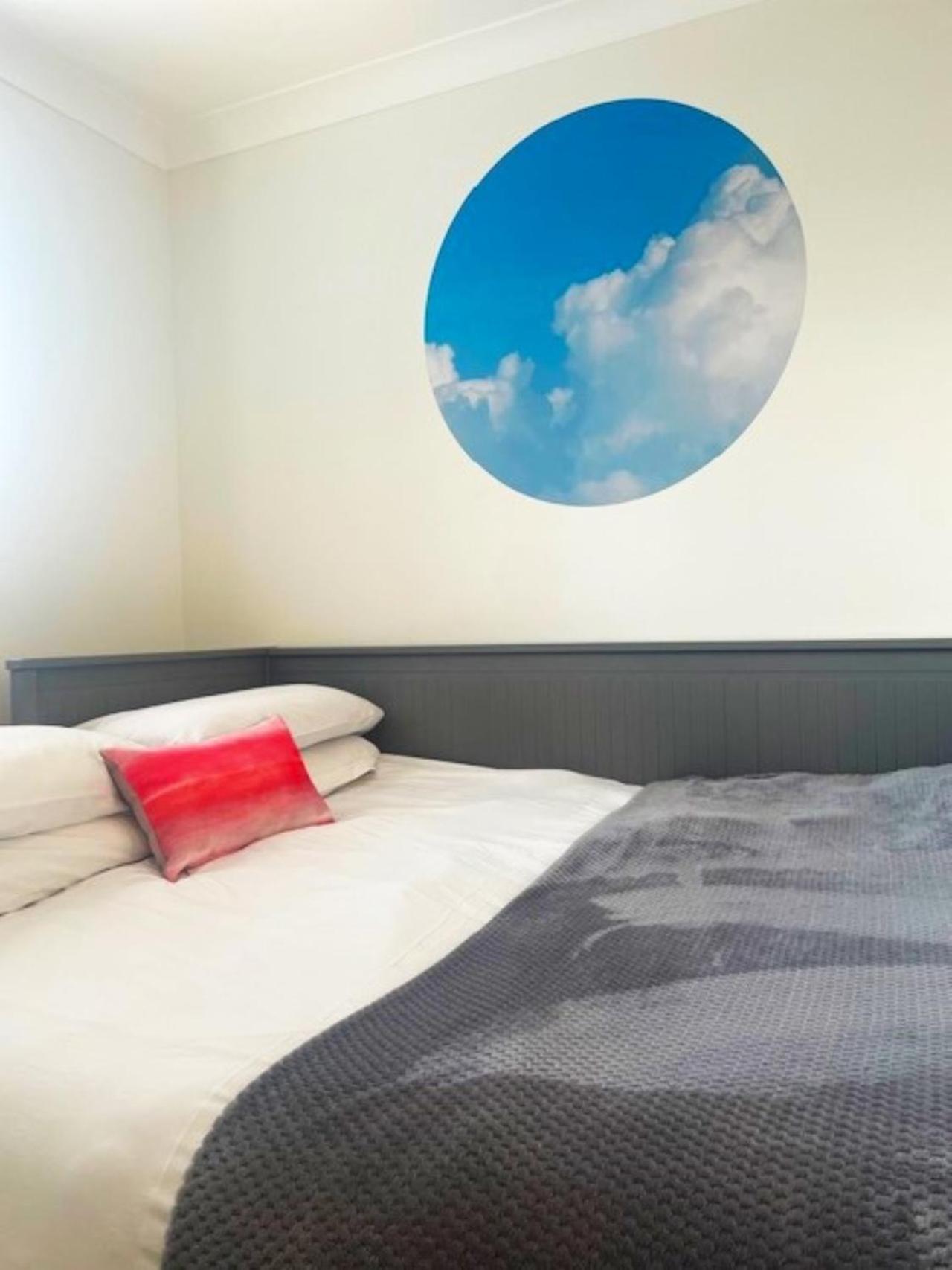 Modern Town House In Cotswolds - 3 Double Bedrooms Witney Buitenkant foto